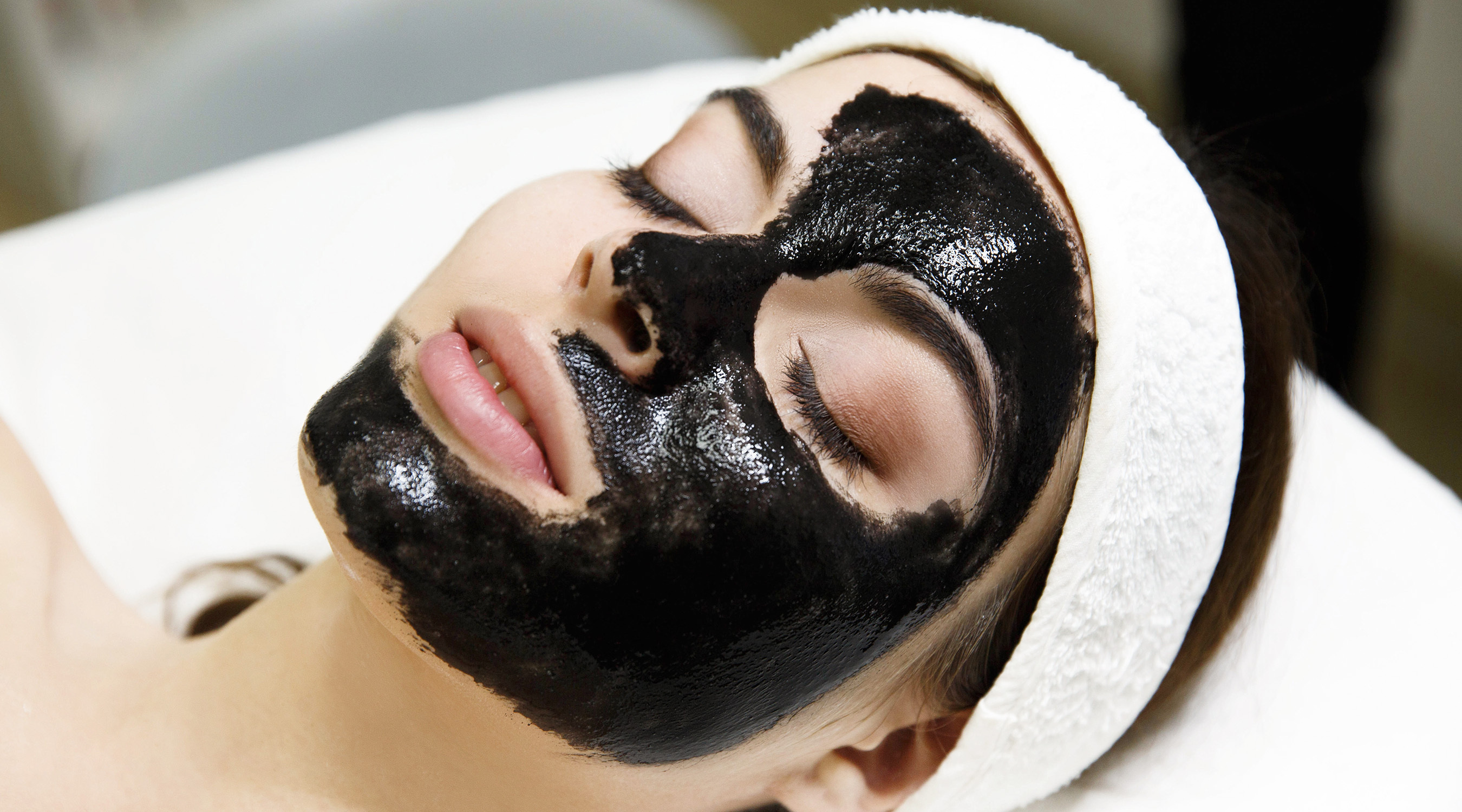 Hollywood carbon peel dermanence zuerich 01