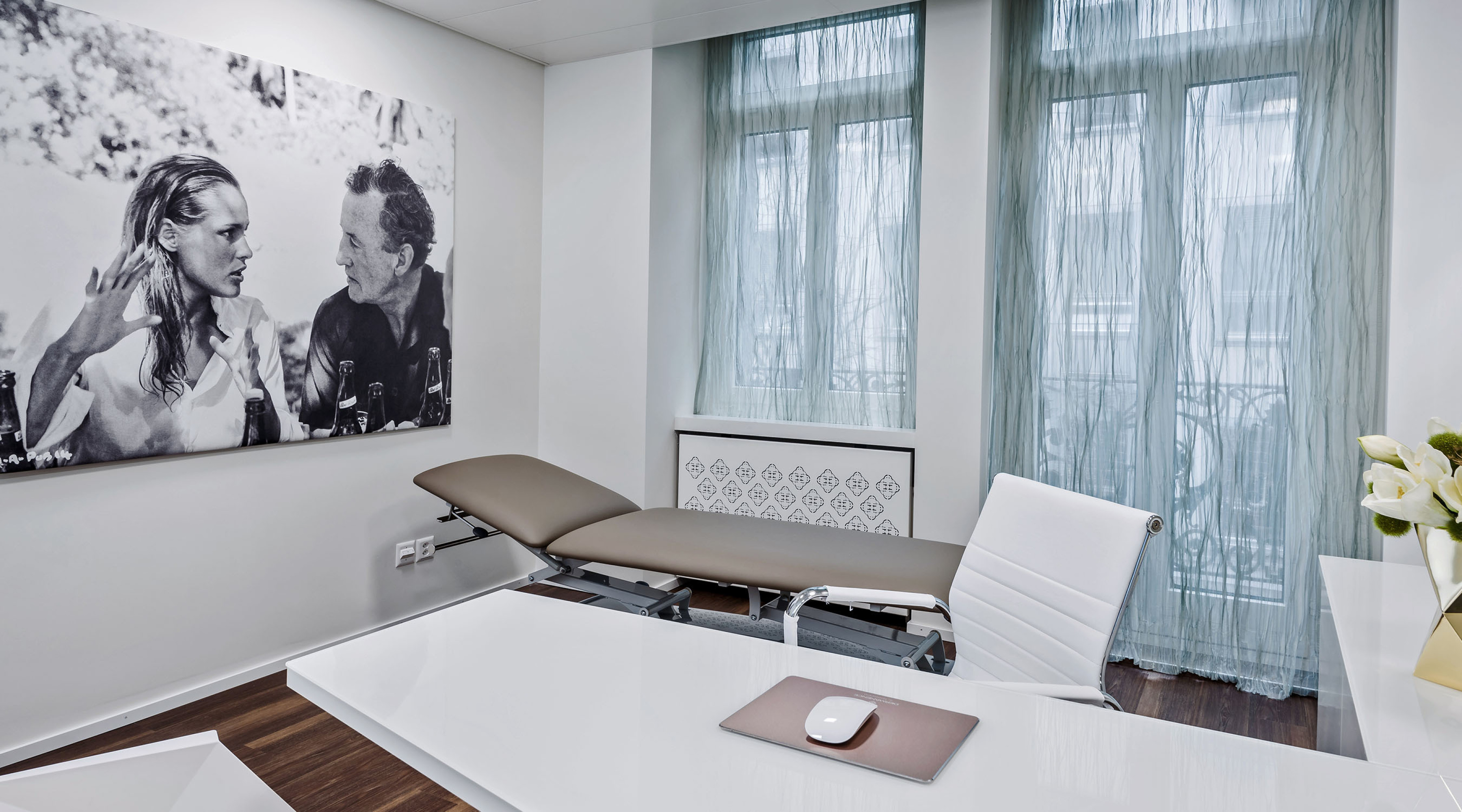 Bilder Von Hautarztpraxis Drs.linzbach & Schleussner Dermanence Bahnhofstrasse | Ihre Hautarztpraxis im Herzen Zürichs