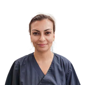 portrait dr. med. annahita akbarpour